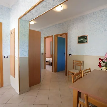 Park Village Hotel 4*