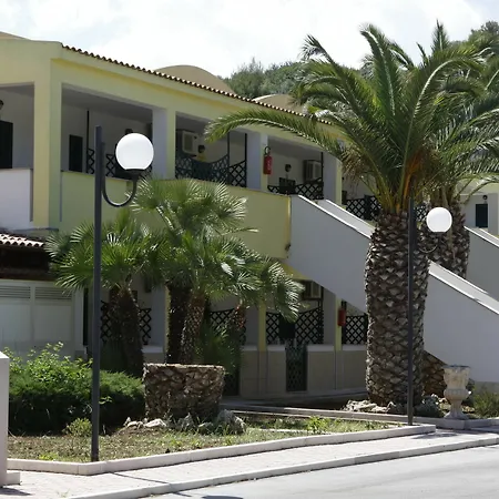 Hotel Park Village 4*